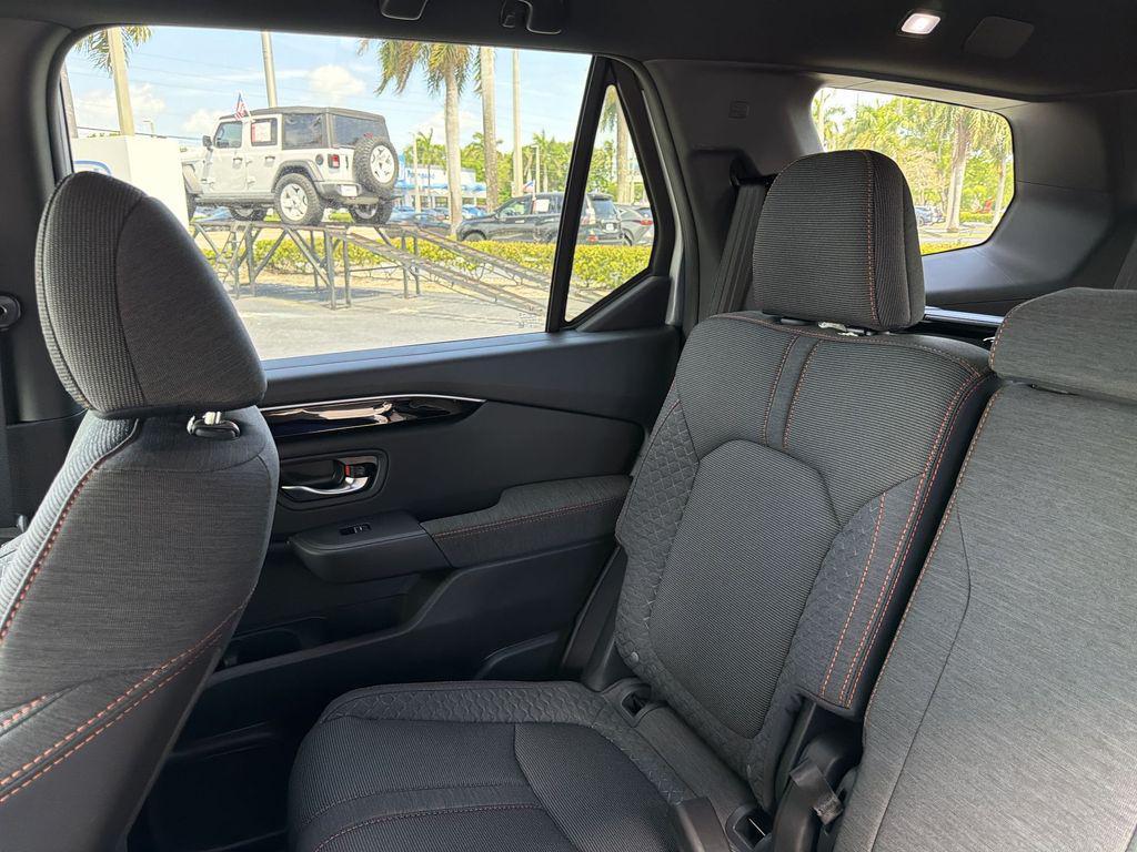 new 2026 Honda Pilot car, priced at $41,942