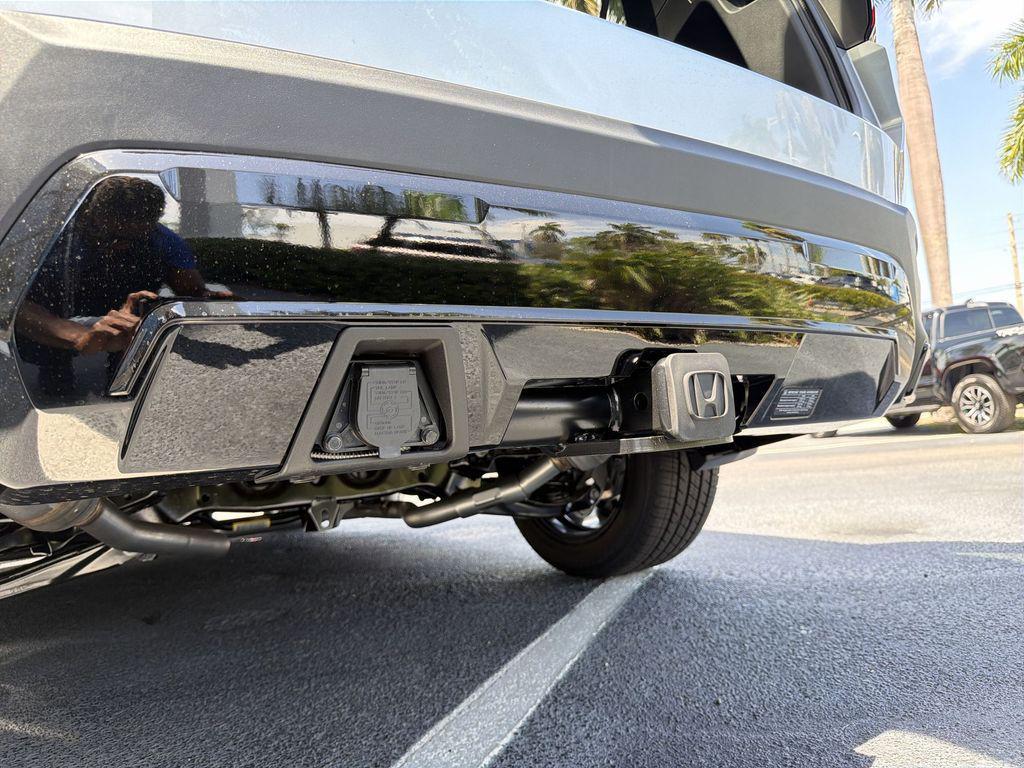 new 2026 Honda Pilot car, priced at $41,942