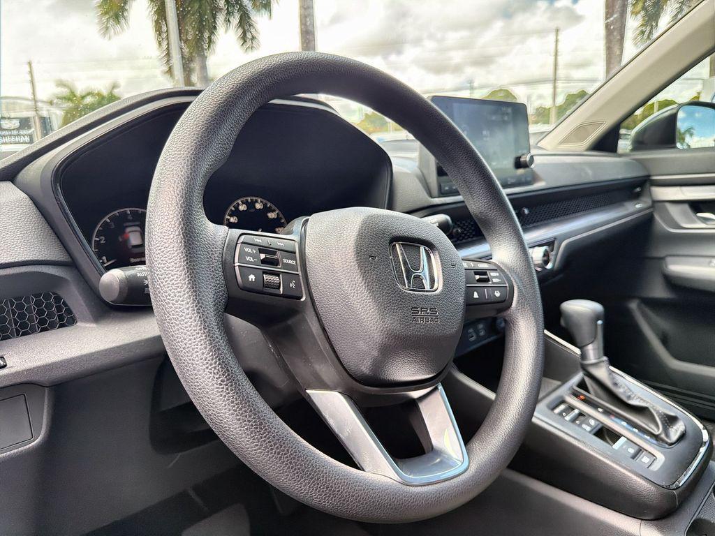 used 2025 Honda CR-V car, priced at $29,997