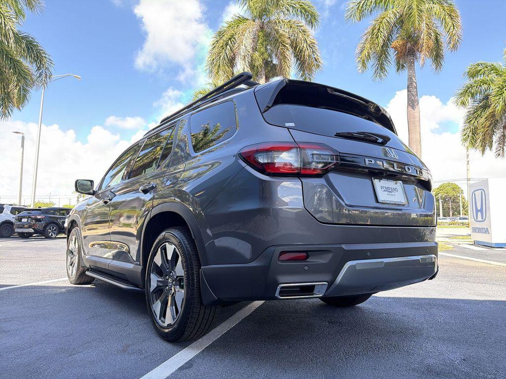 new 2026 Honda Pilot car, priced at $56,873