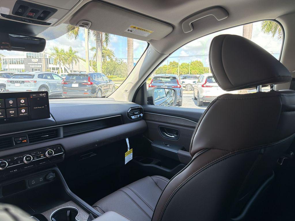 new 2026 Honda Pilot car, priced at $56,873