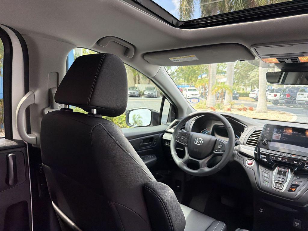used 2024 Honda Odyssey car, priced at $38,533