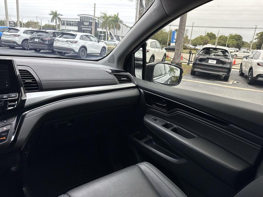 used 2024 Honda Odyssey car, priced at $38,500