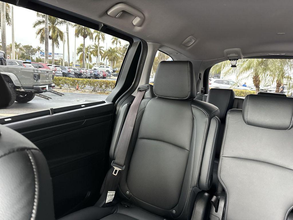 used 2024 Honda Odyssey car, priced at $38,500