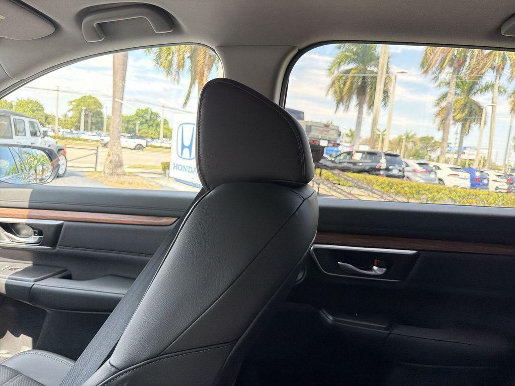 used 2022 Honda CR-V Hybrid car, priced at $33,200