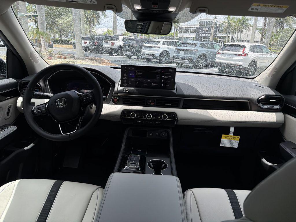 new 2026 Honda Pilot car, priced at $48,141