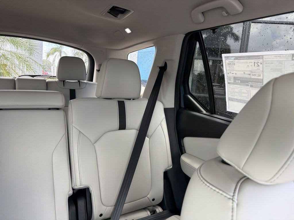 new 2026 Honda Pilot car, priced at $48,141