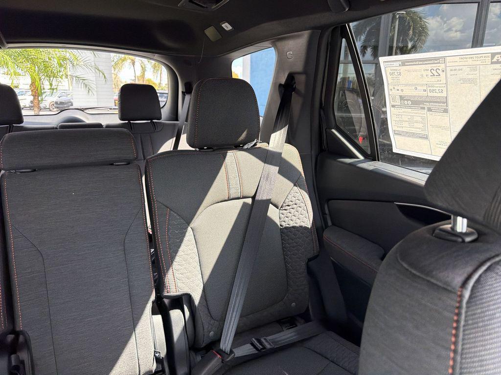 new 2026 Honda Pilot car, priced at $41,942