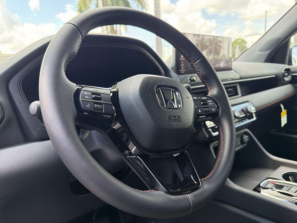 new 2026 Honda Pilot car, priced at $41,942