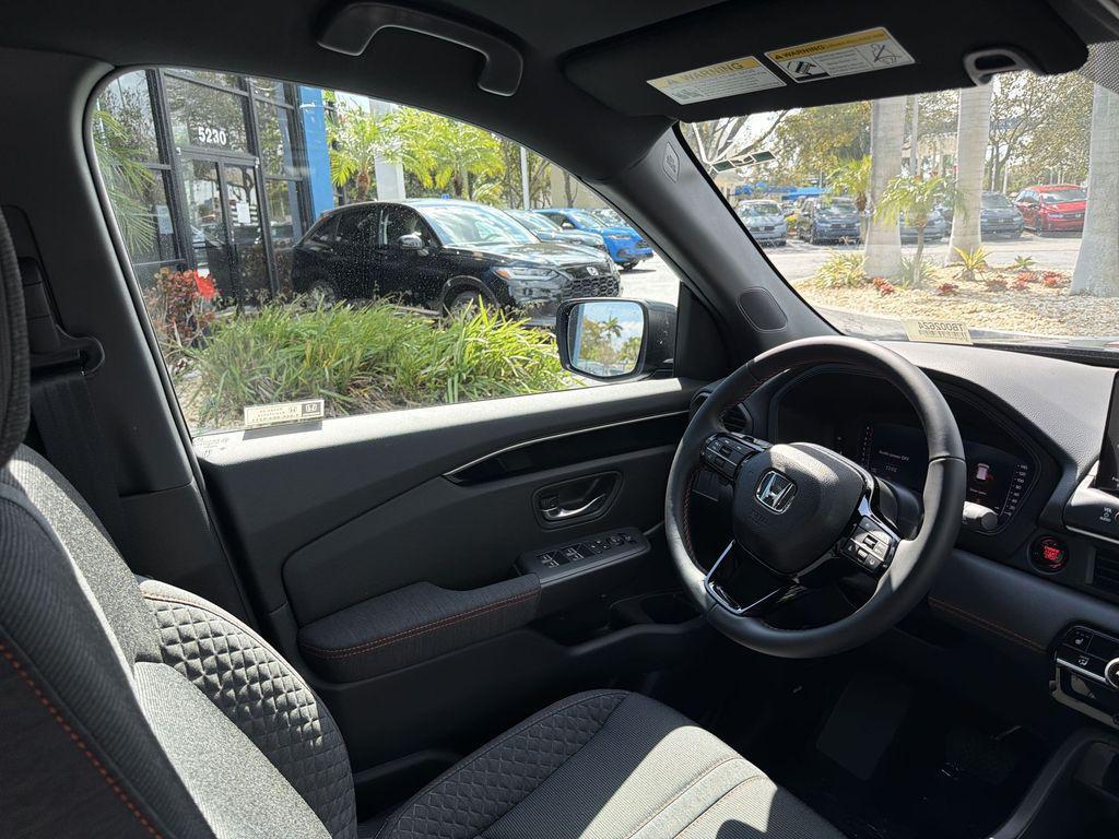 new 2026 Honda Pilot car, priced at $41,942