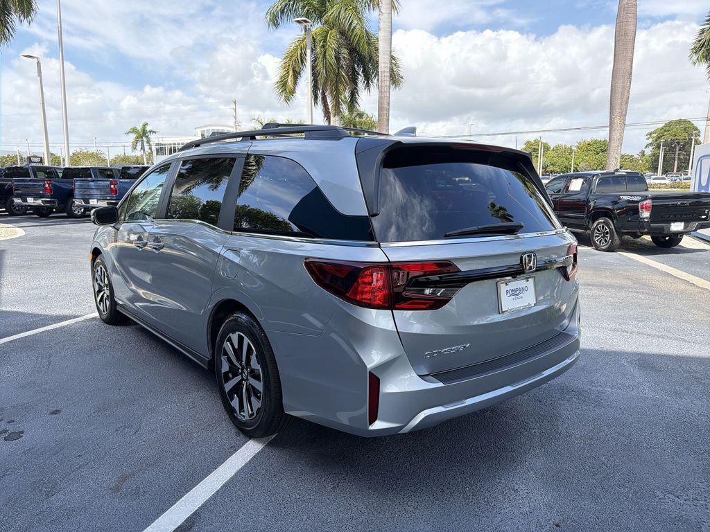 new 2026 Honda Odyssey car, priced at $43,090