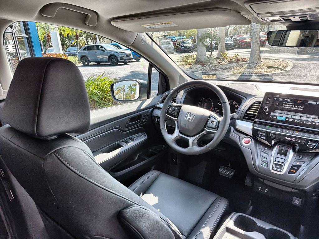 new 2026 Honda Odyssey car, priced at $41,737