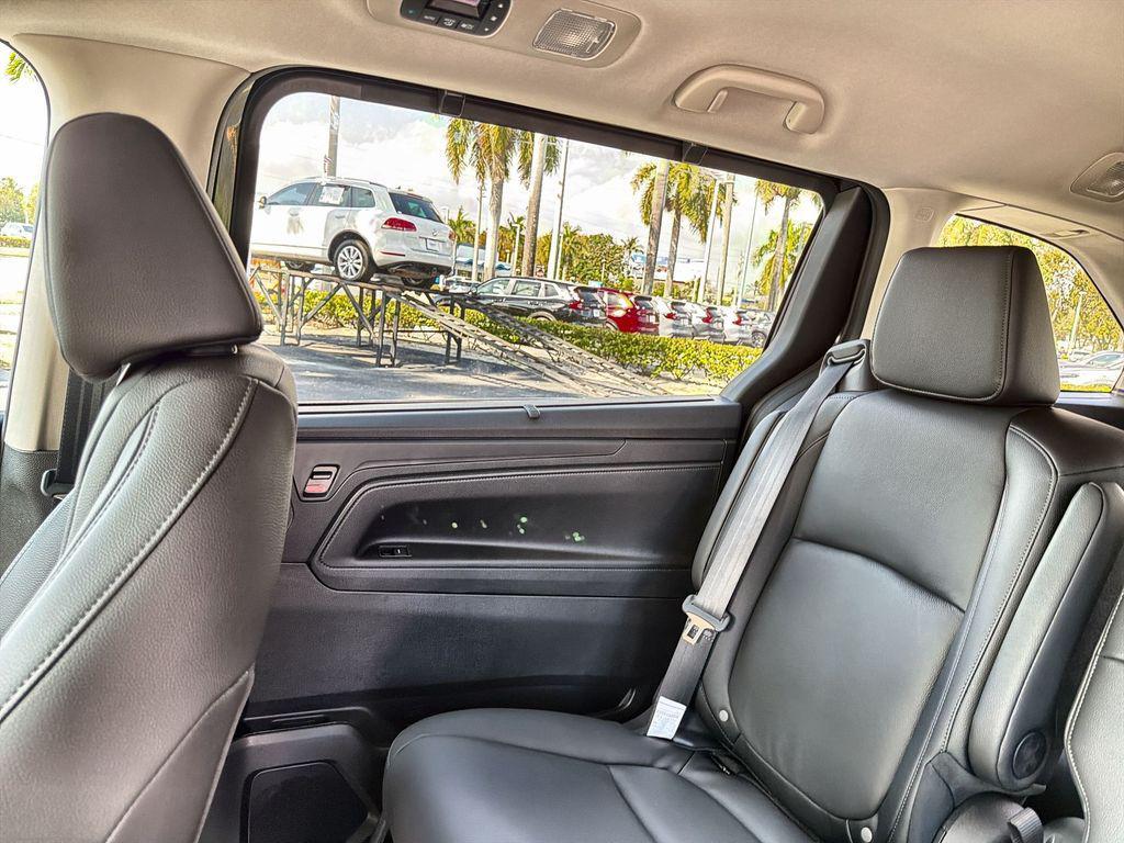 new 2026 Honda Odyssey car, priced at $41,737
