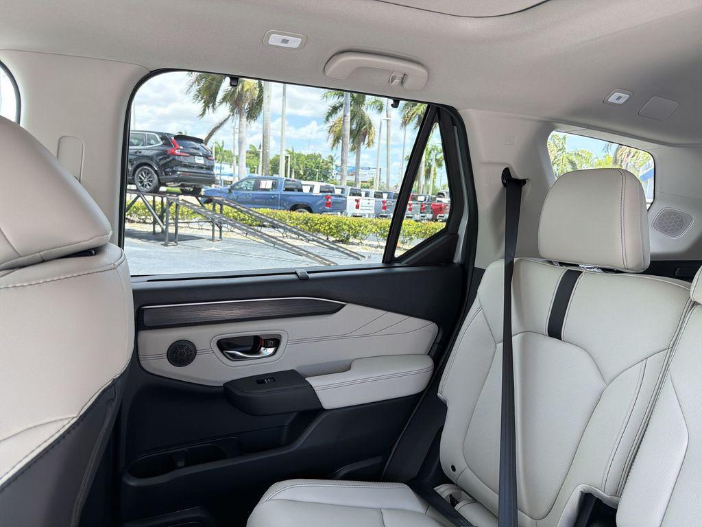 new 2026 Honda Pilot car, priced at $50,486