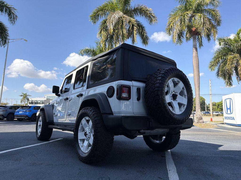 used 2022 Jeep Wrangler Unlimited car, priced at $22,372
