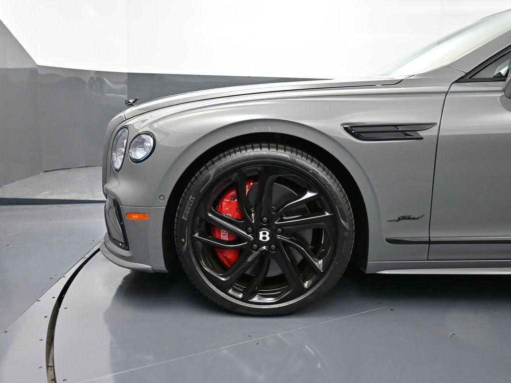 new 2025 Bentley Flying Spur car, priced at $341,460
