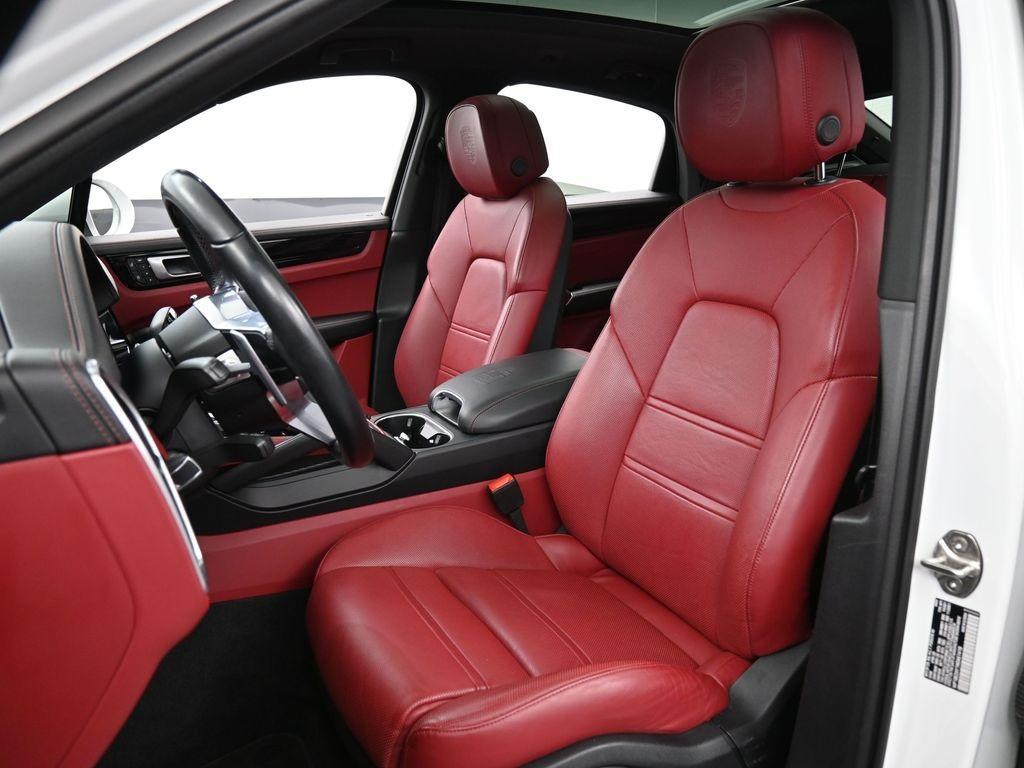 used 2022 Porsche Cayenne car, priced at $59,995