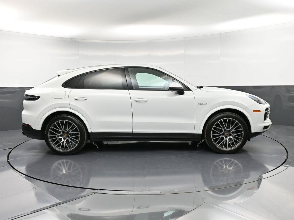 used 2022 Porsche Cayenne car, priced at $59,995