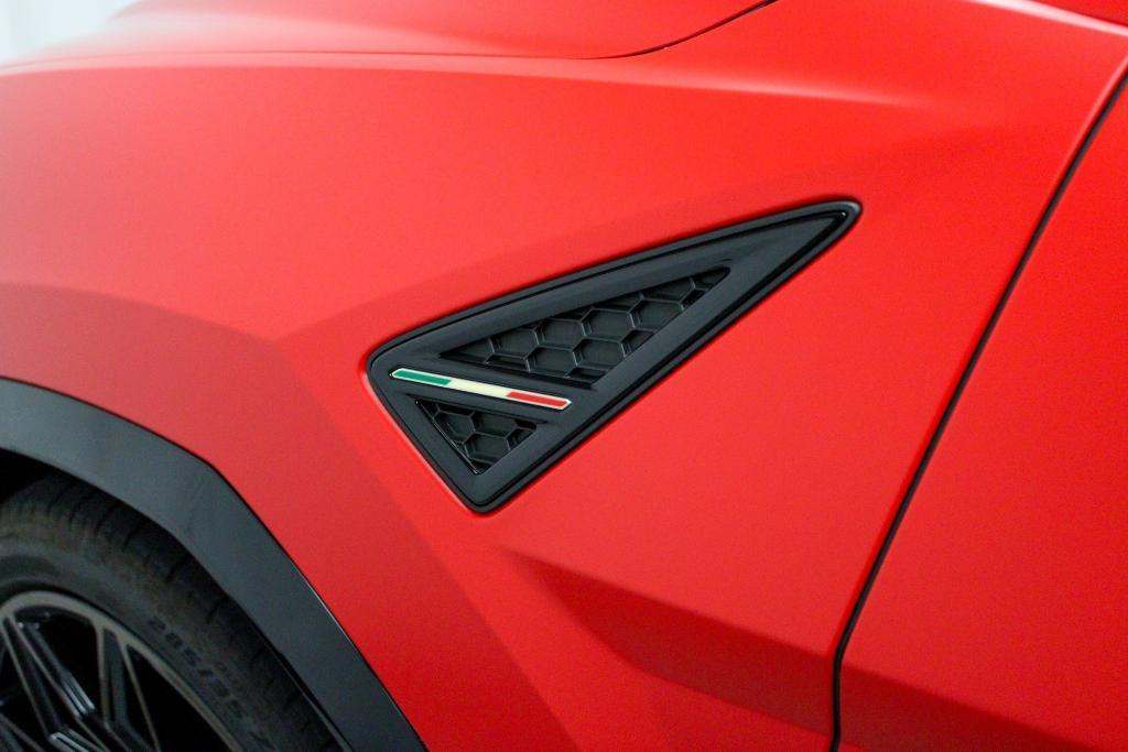 used 2025 Lamborghini Urus car, priced at $299,995