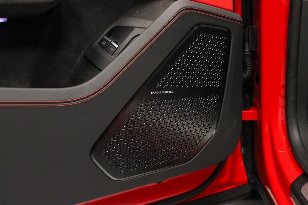 used 2025 Lamborghini Urus car, priced at $299,995