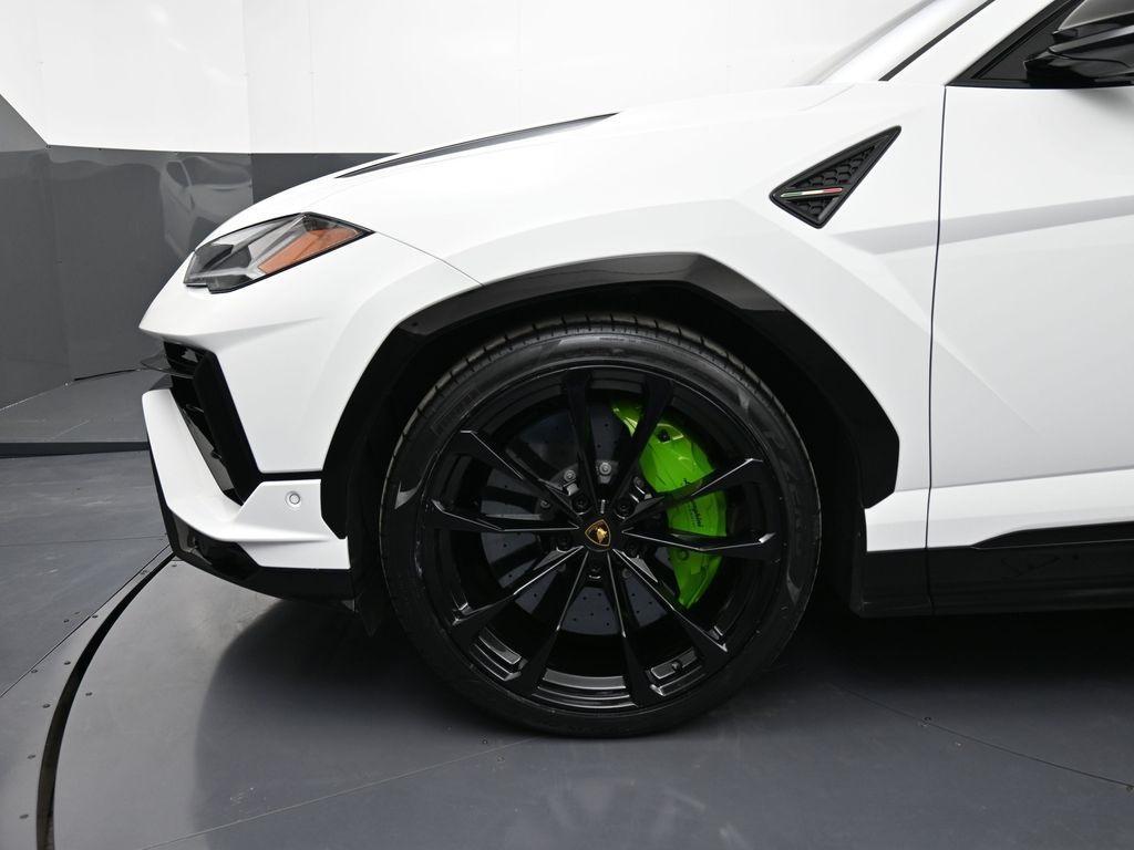 used 2024 Lamborghini Urus car, priced at $274,995