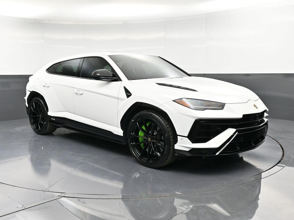 used 2024 Lamborghini Urus car, priced at $274,995