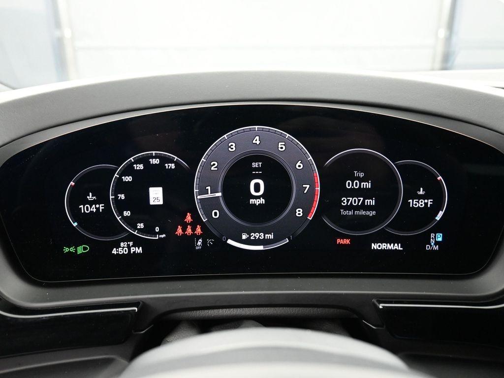 used 2025 Porsche Cayenne car, priced at $92,995