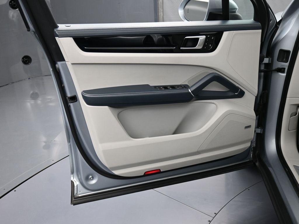 used 2021 Porsche Cayenne car, priced at $61,995