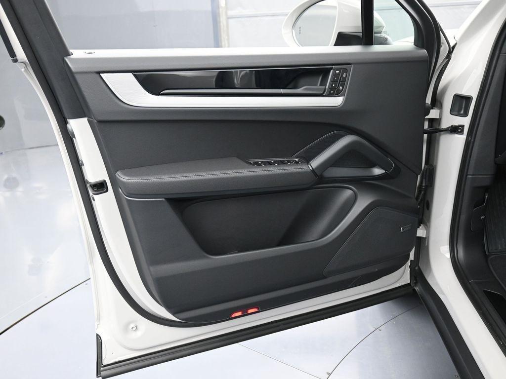 new 2026 Porsche Cayenne car, priced at $114,380