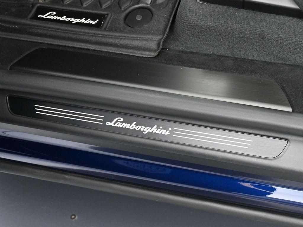 used 2023 Lamborghini Urus car, priced at $294,995