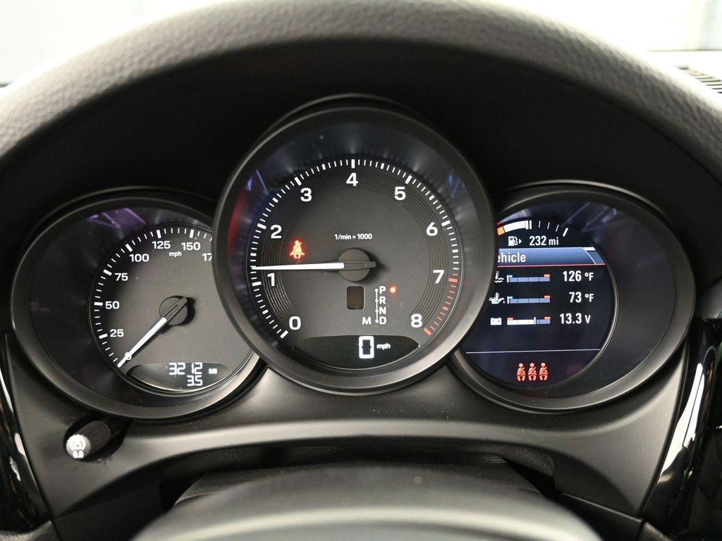 used 2025 Porsche Macan car