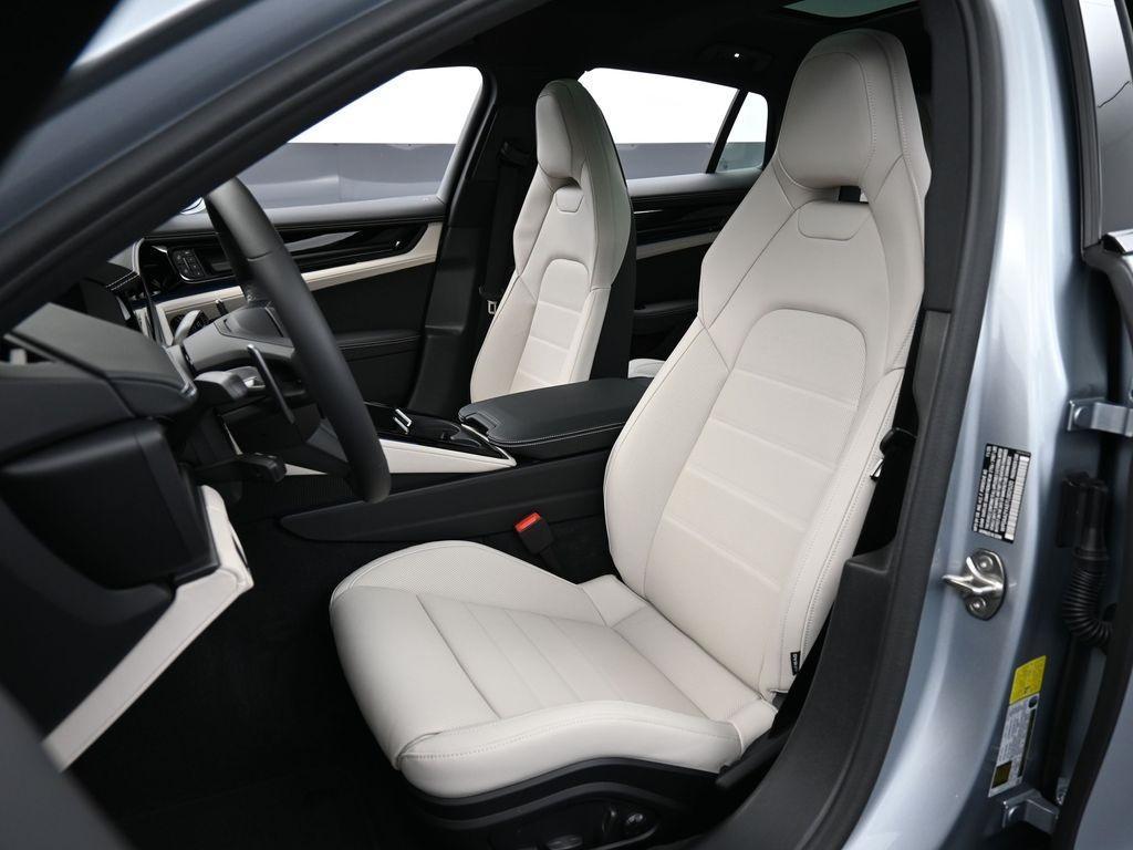 new 2026 Porsche Panamera car, priced at $138,150