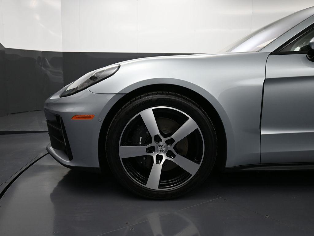 new 2026 Porsche Panamera car, priced at $138,150