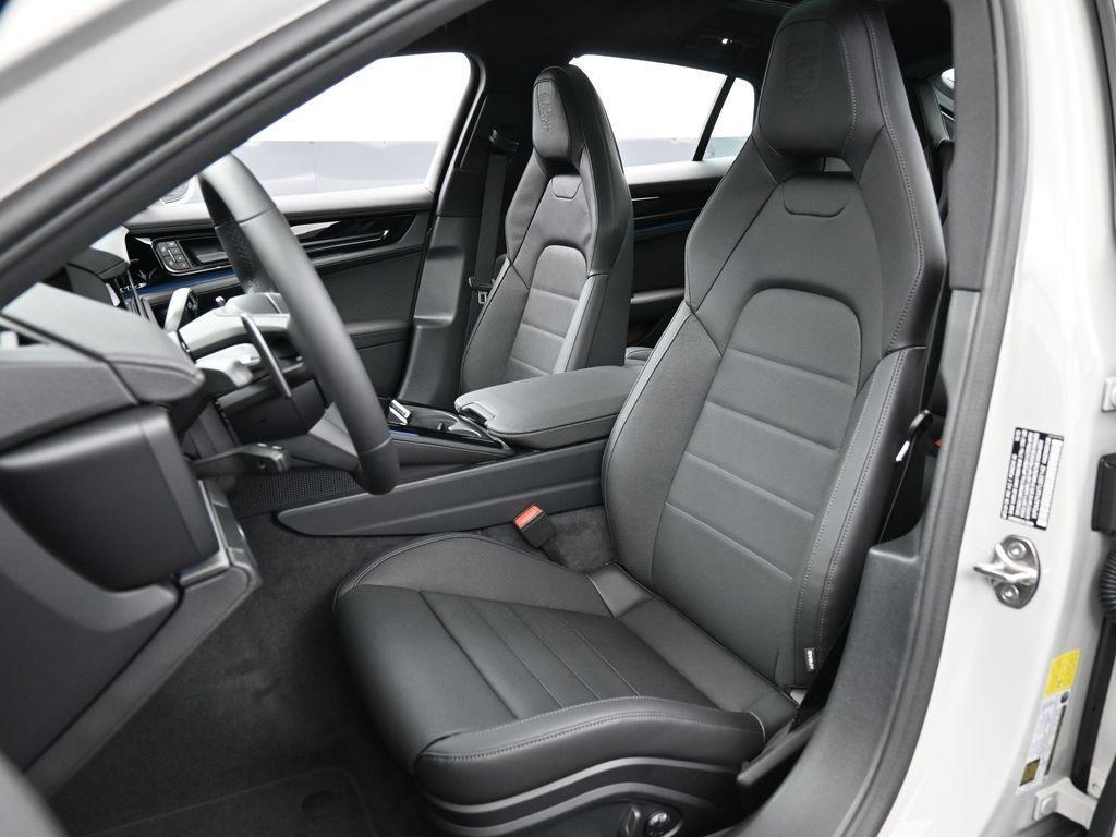 new 2026 Porsche Panamera car, priced at $142,130
