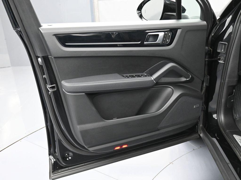 used 2023 Porsche Cayenne car, priced at $69,995