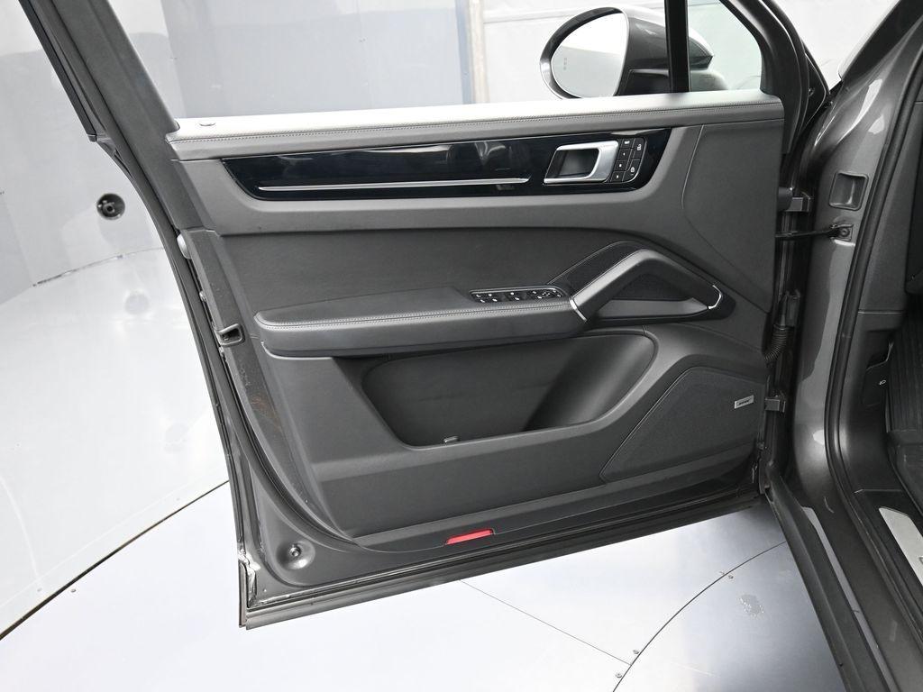 used 2022 Porsche Cayenne car, priced at $62,995