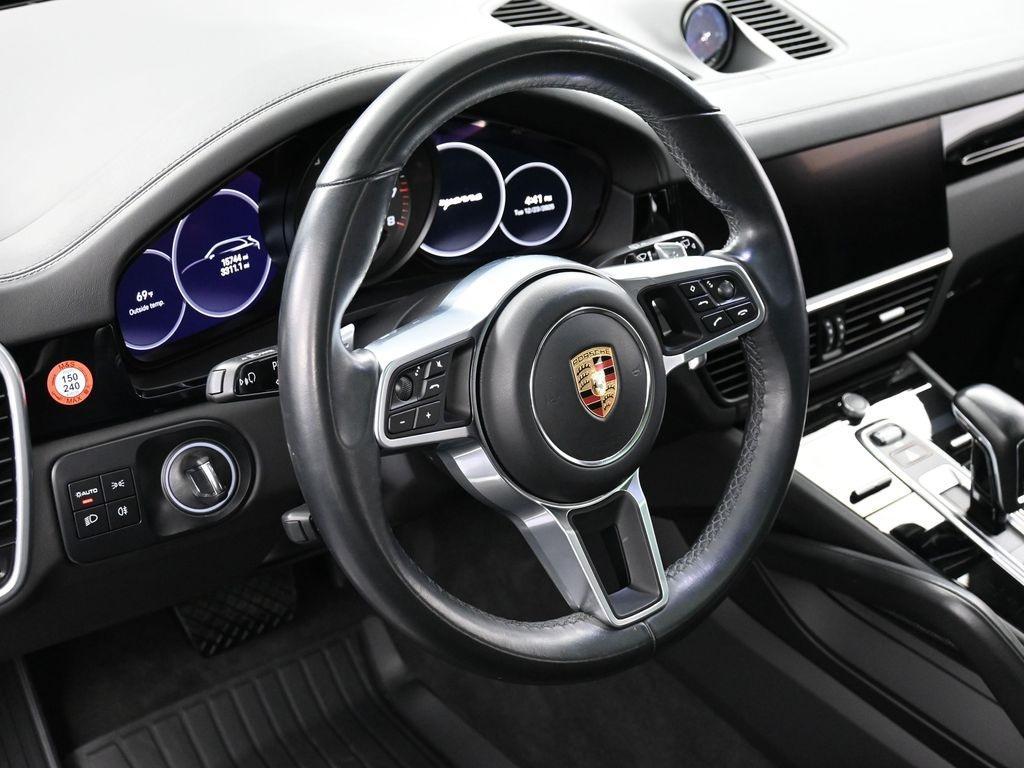 used 2022 Porsche Cayenne car, priced at $62,995