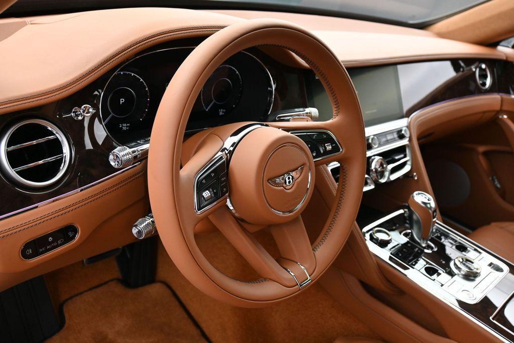 new 2026 Bentley Flying Spur car, priced at $285,745