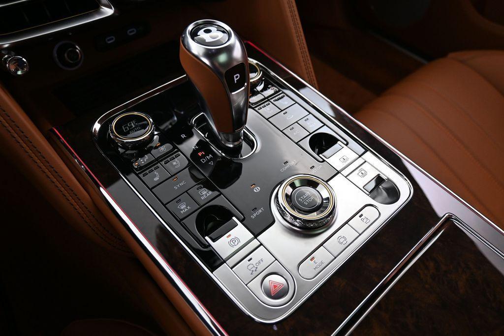 new 2026 Bentley Flying Spur car, priced at $285,745
