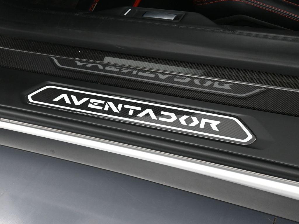 used 2019 Lamborghini Aventador S car, priced at $449,995