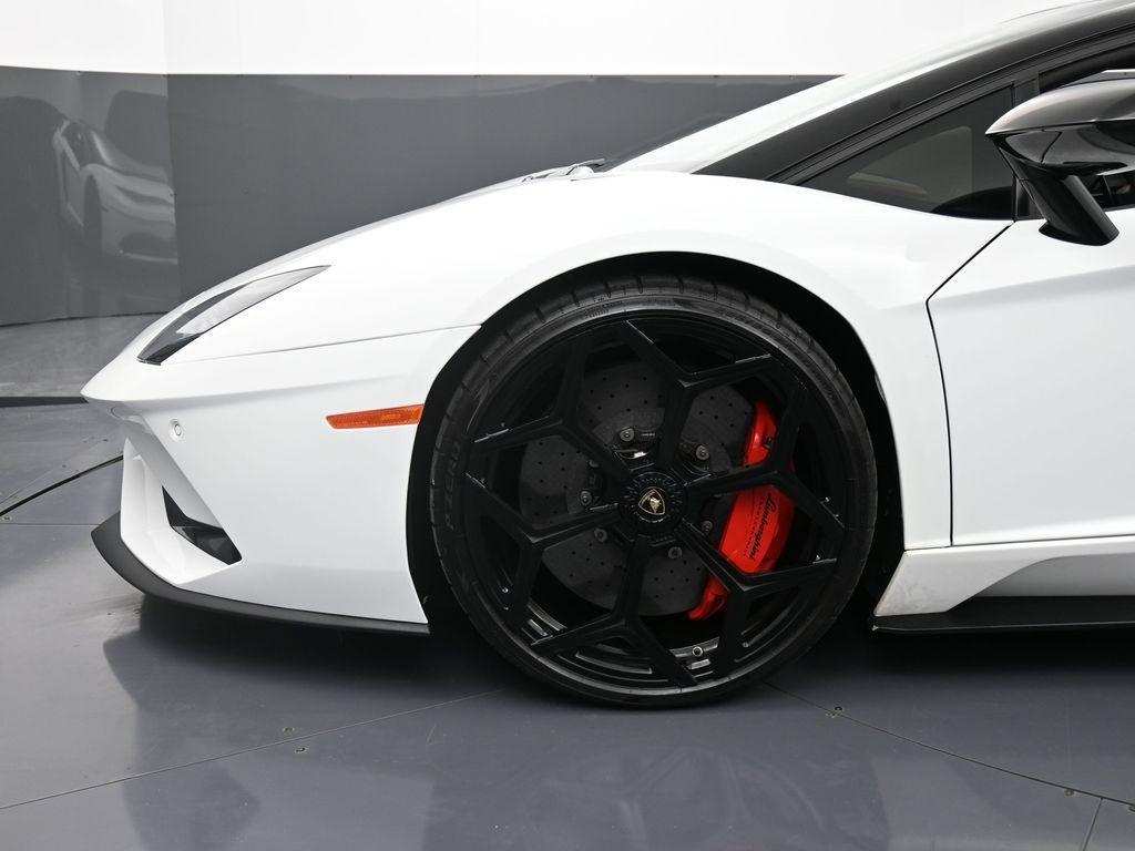 used 2019 Lamborghini Aventador S car, priced at $449,995
