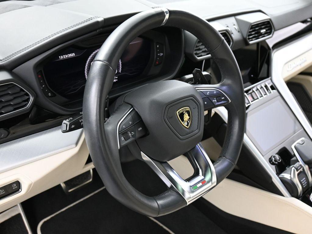 used 2020 Lamborghini Urus car, priced at $179,995