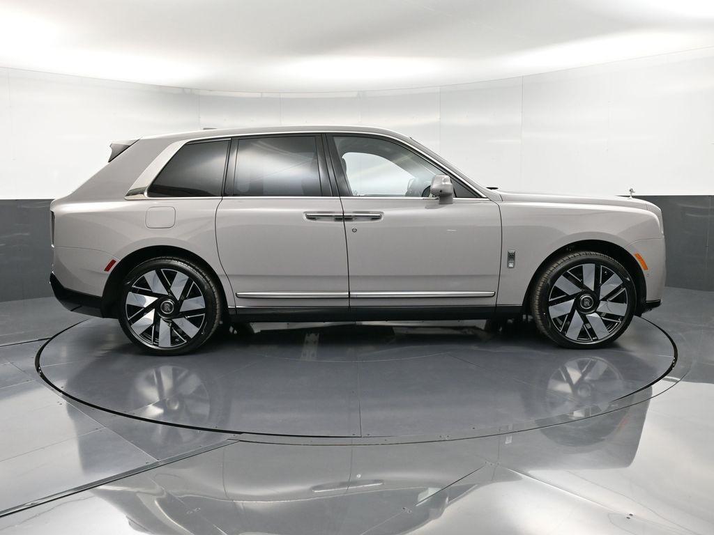 new 2026 Rolls-Royce Cullinan car, priced at $489,950