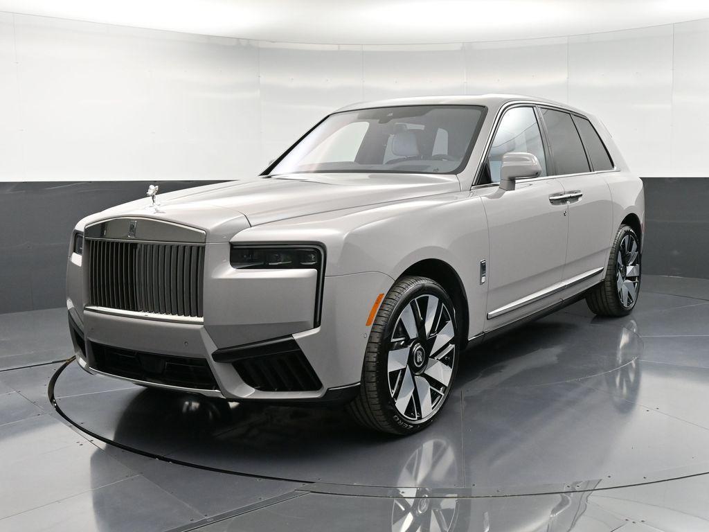 new 2026 Rolls-Royce Cullinan car, priced at $489,950