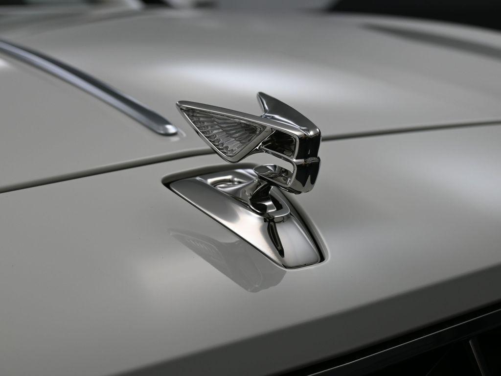 new 2026 Bentley Flying Spur car, priced at $327,485