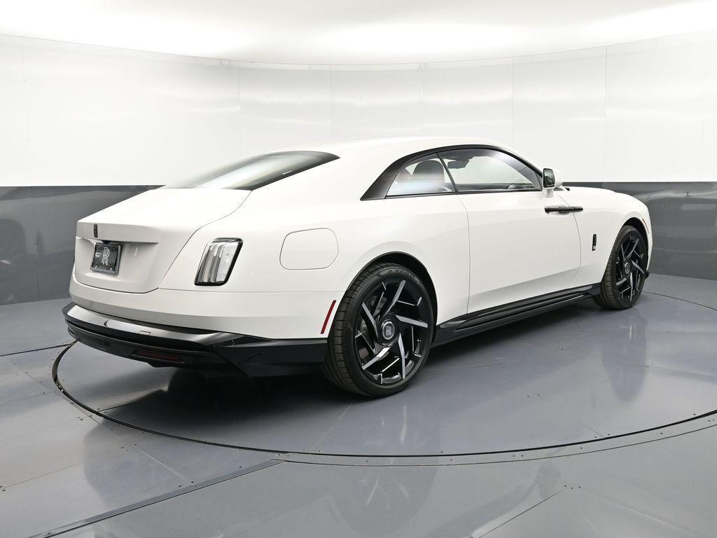 new 2026 Rolls-Royce Spectre car, priced at $518,850