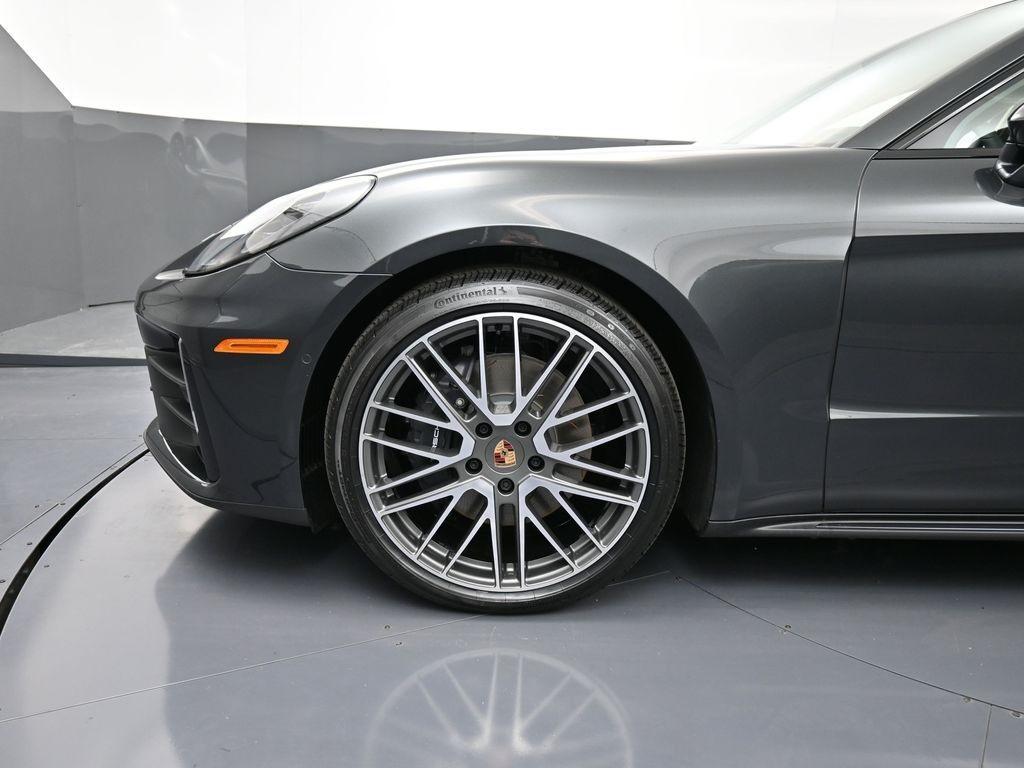 new 2026 Porsche Panamera car, priced at $141,600