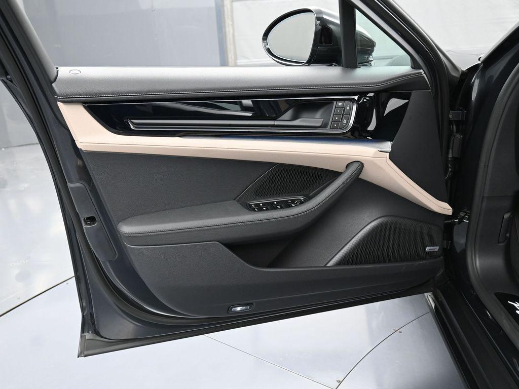 new 2026 Porsche Panamera car, priced at $141,600