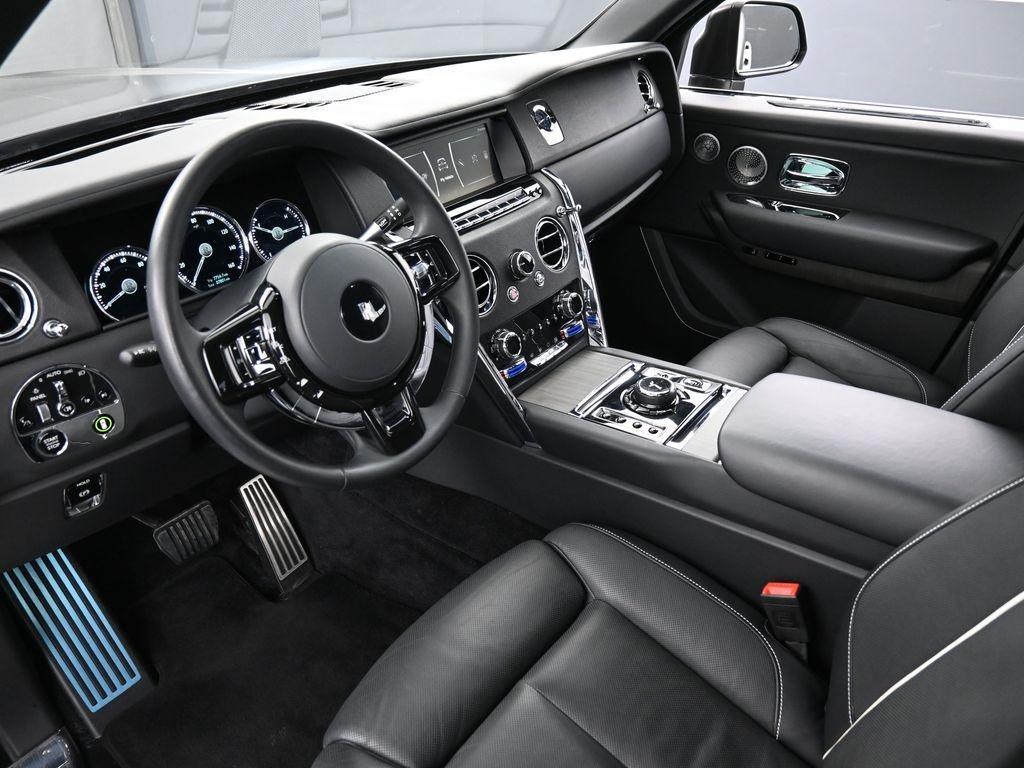 used 2023 Rolls-Royce Cullinan car, priced at $339,995
