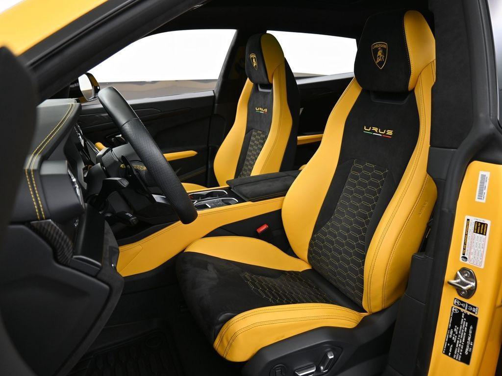 used 2022 Lamborghini Urus car, priced at $244,995